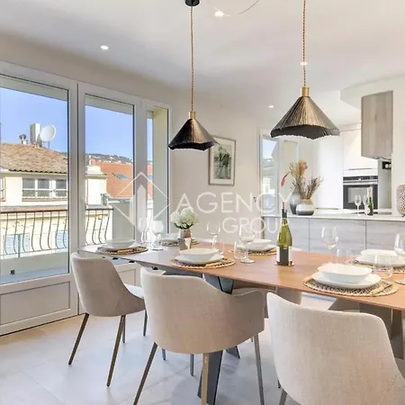 Penthouse Au Coeur De Lejlighed